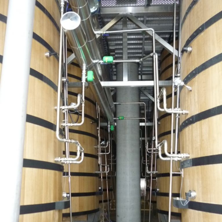 sala de fermentación, depósitos de madera